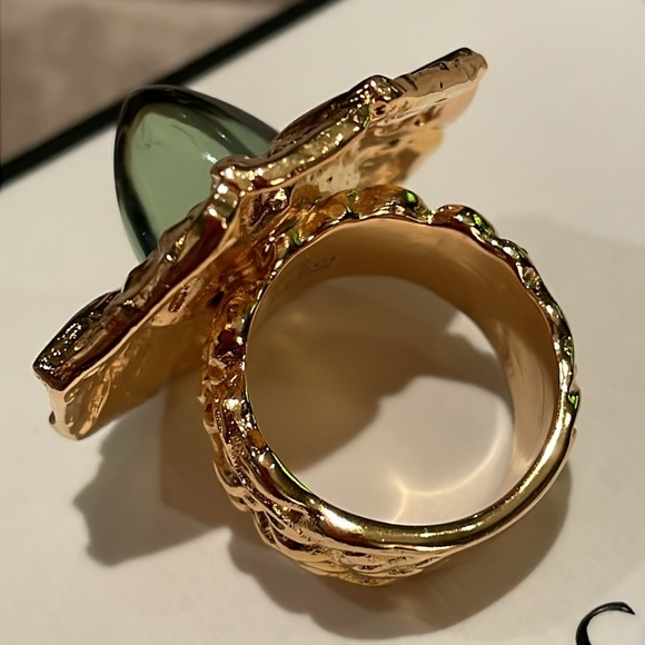 GUCCI Gold & Green Bold Flower Ring Size 7 - Picture 13 of 17